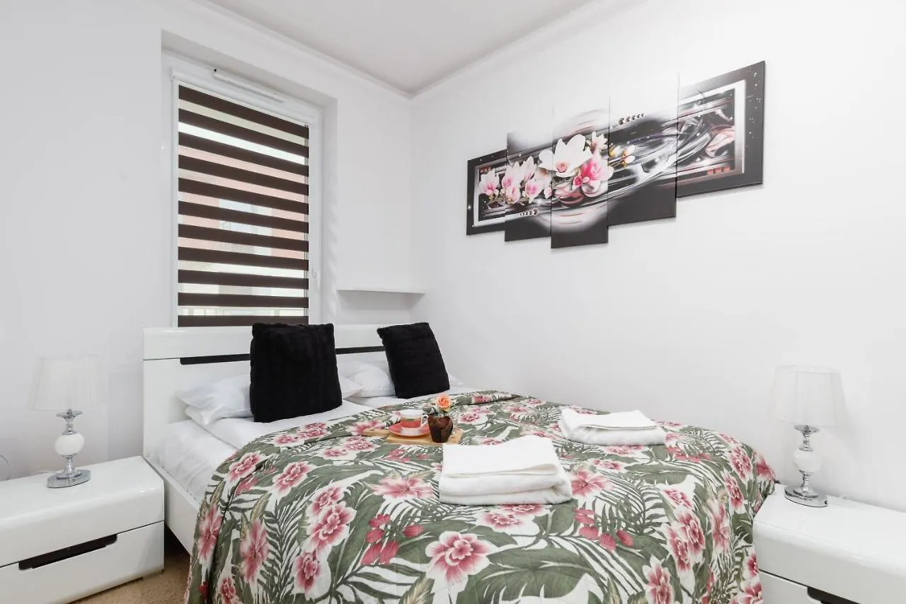 Apartament Osiedle Bursztynowe Baltycka By Noclegi Renters Kolberg 0*,  Polen